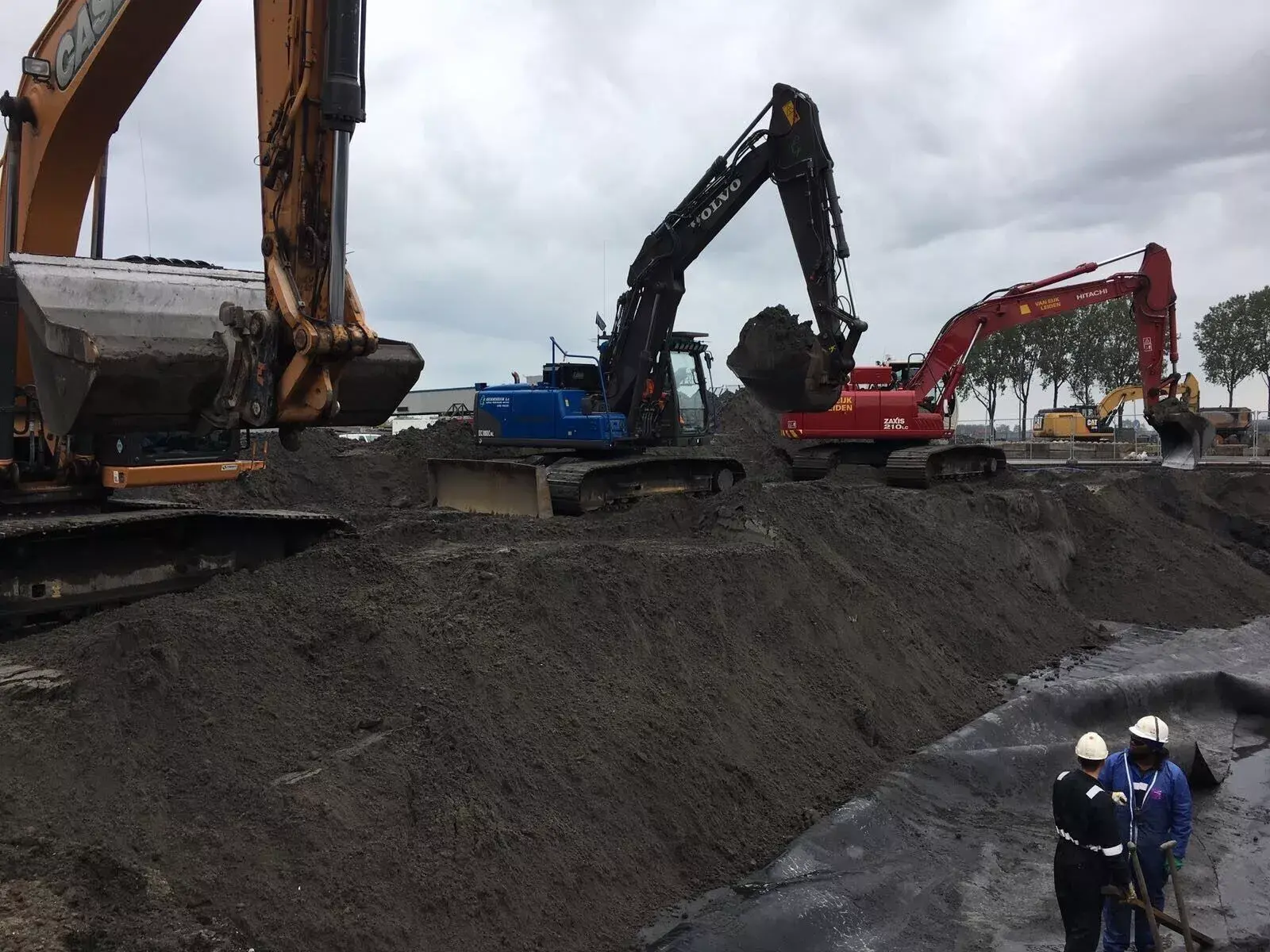 Civiele werkzaamheden: Bodemsanering en isolatie